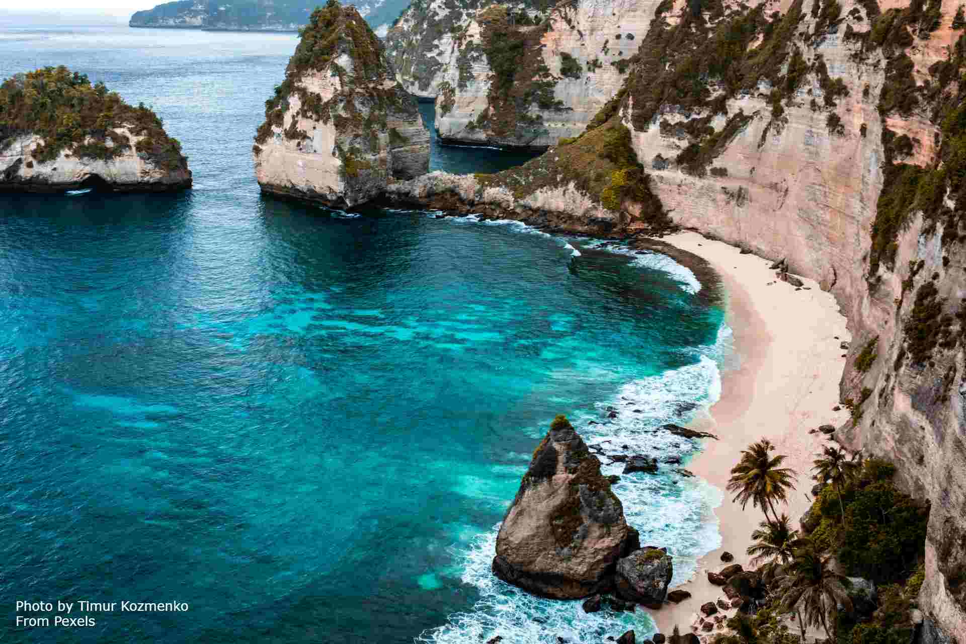 Bali Terapkan Pungutan Pajak Wisatawan Asing Mulai 2024: Sosialisasi Masih Berlanjut